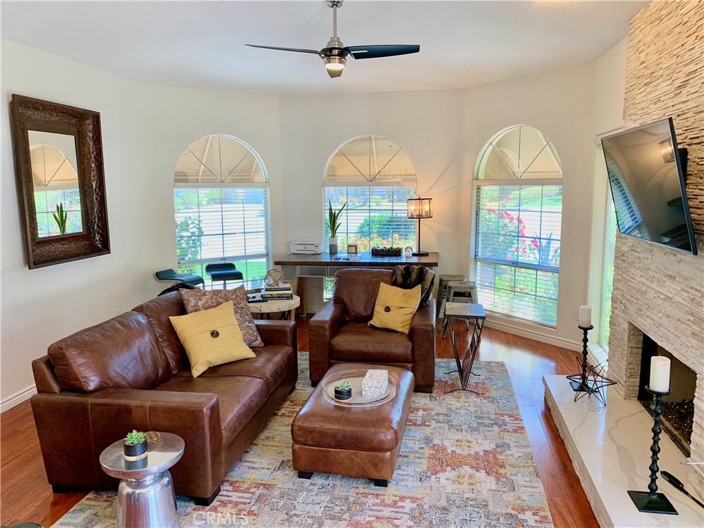 MLS #OC22173569 image #3