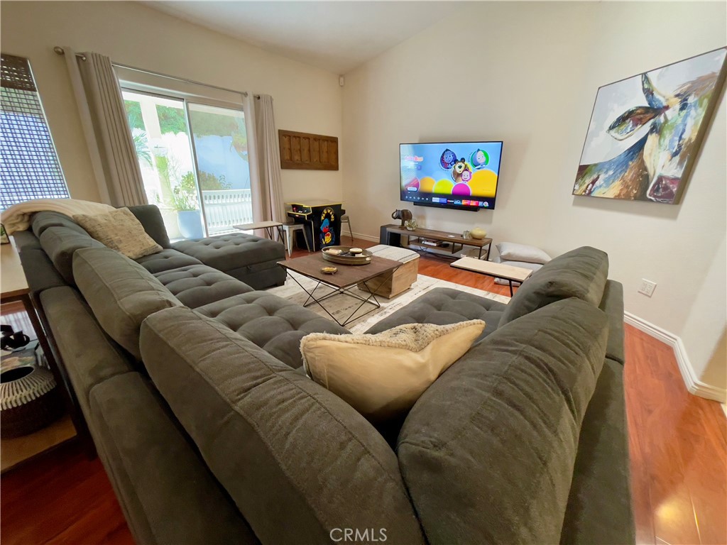 MLS #OC22173569 image #9