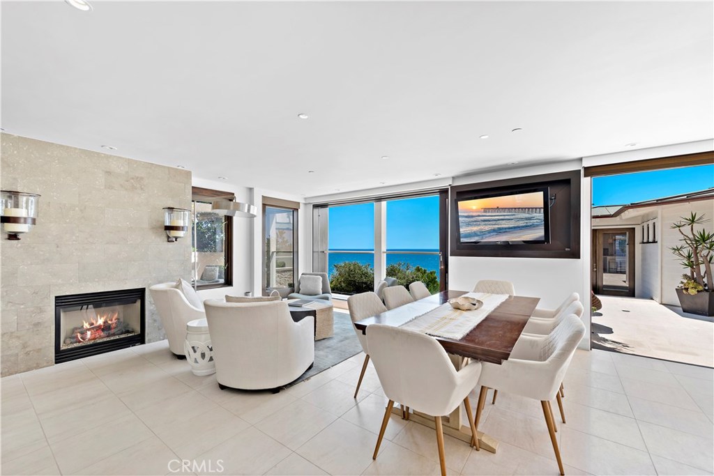 MLS #OC22179921 image #1