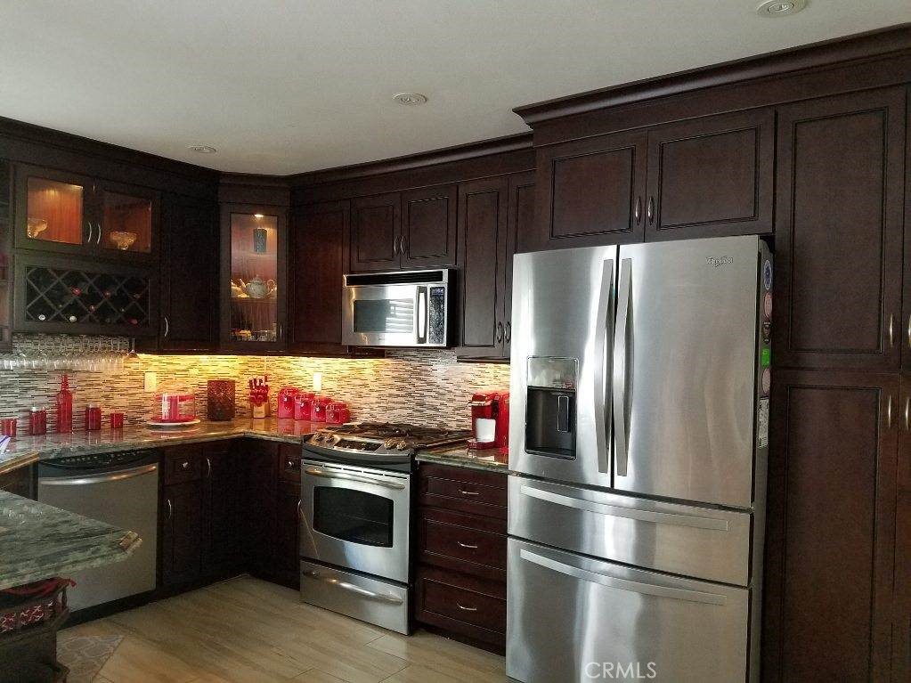 MLS #OC22253467 image #1