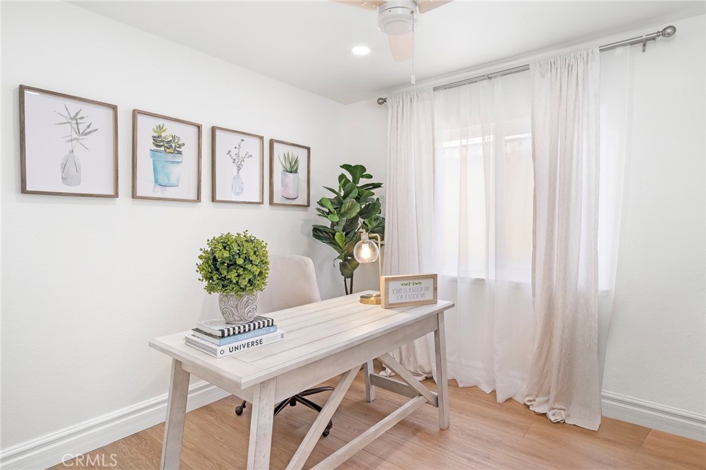 MLS #OC23001463 image #12