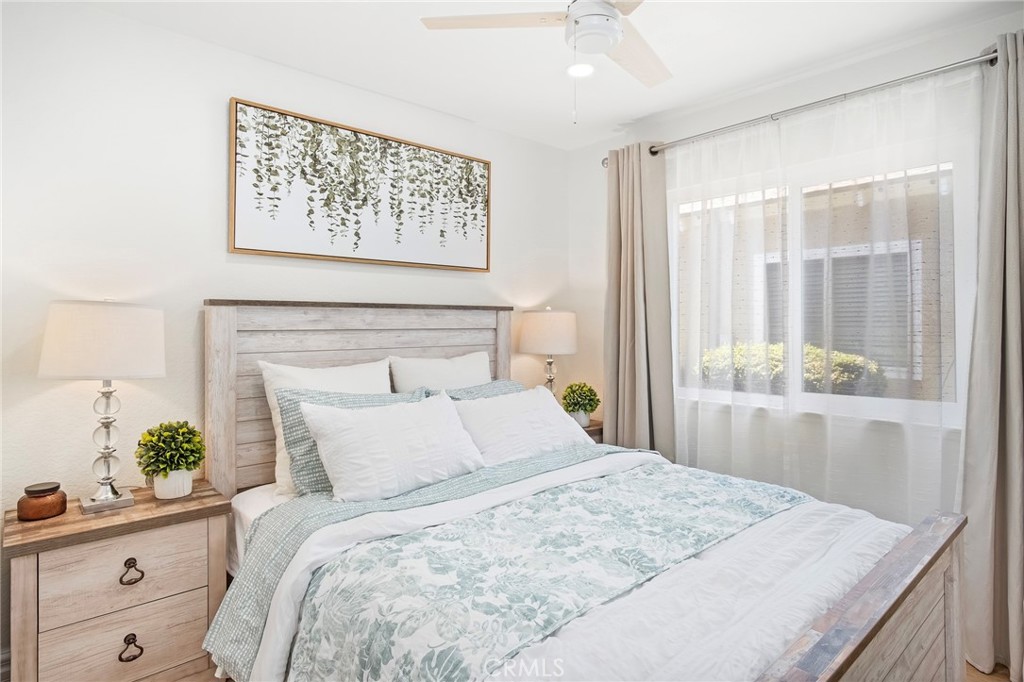 MLS #OC23001463 image #17