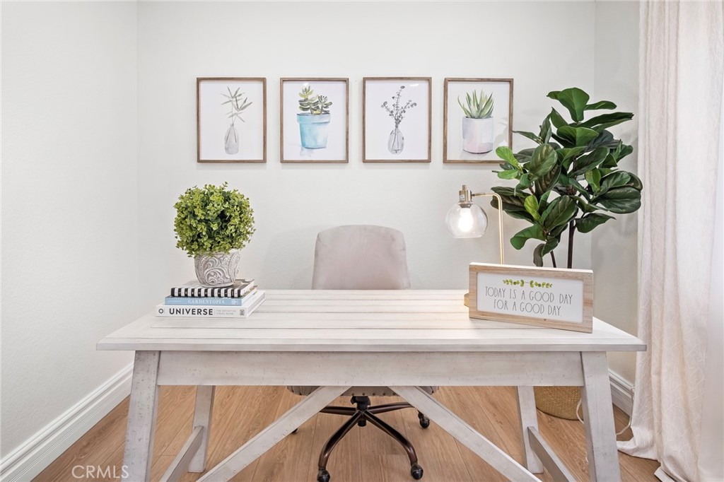 MLS #OC23001463 image #19