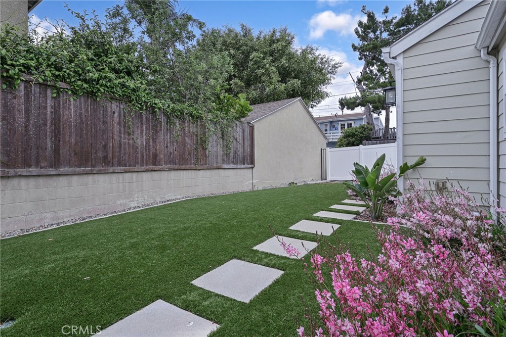 MLS #OC23090798 image #28