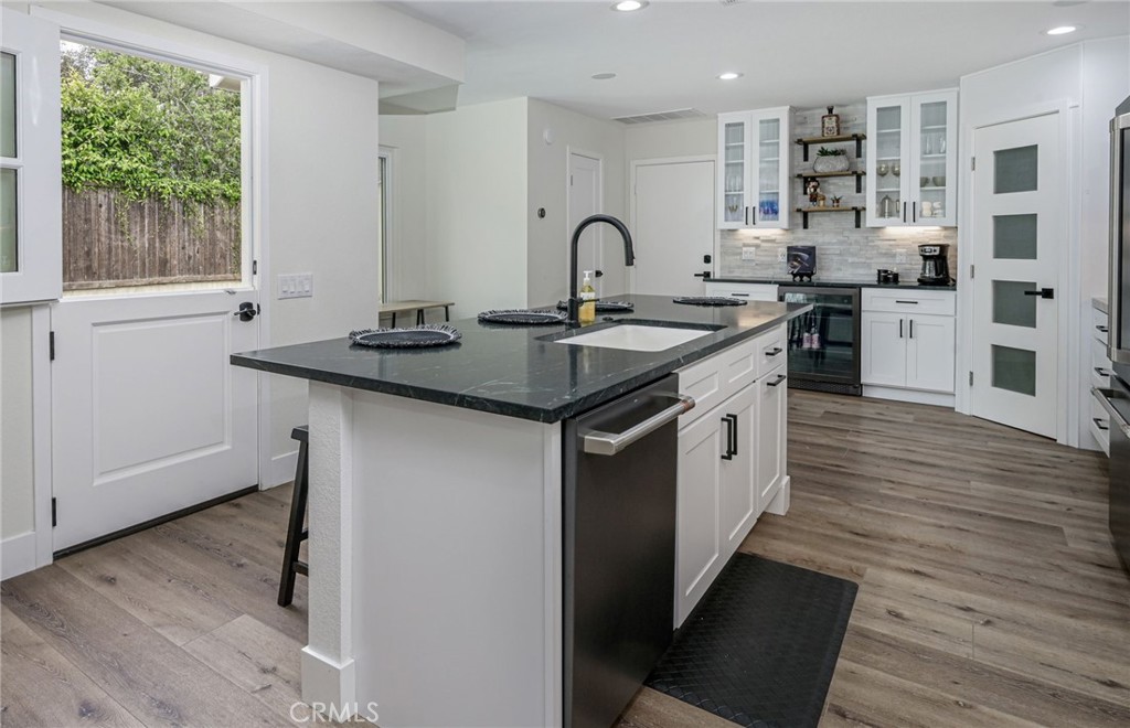 MLS #OC23090798 image #5