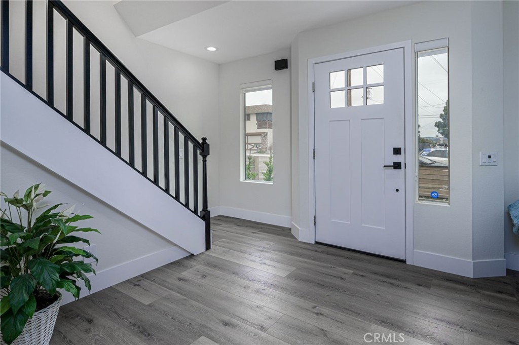 MLS #OC23090798 image #9