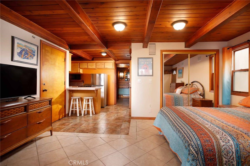 MLS #OC23096442 image #7