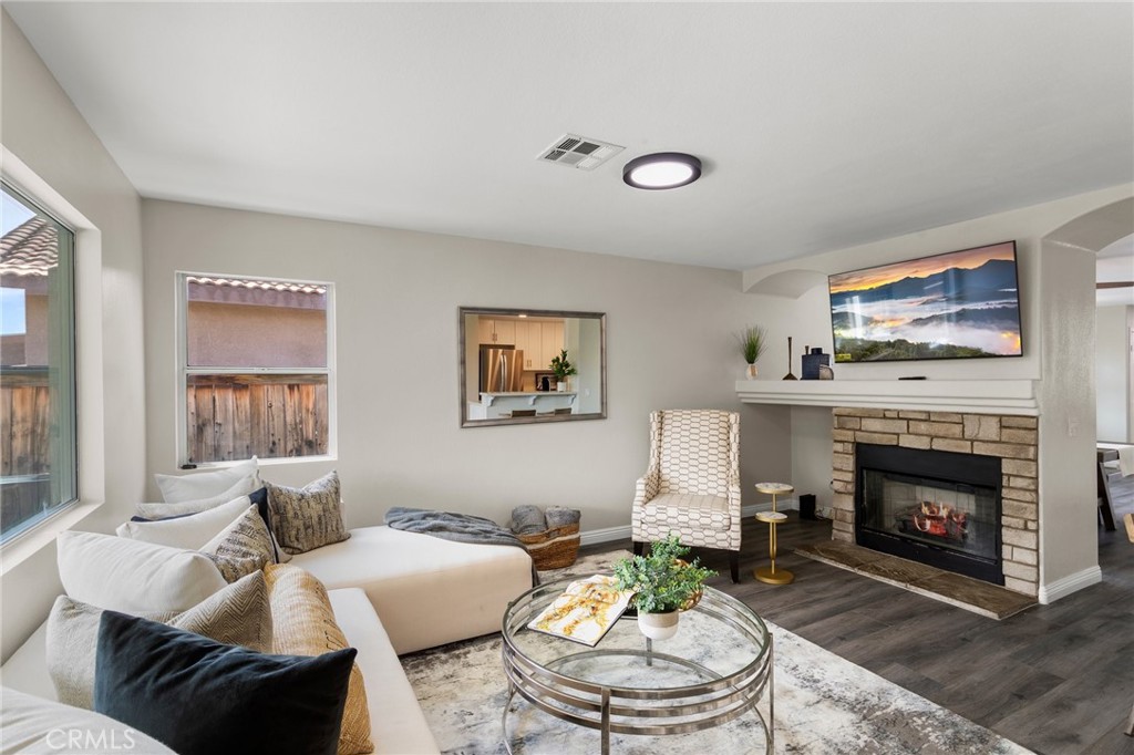 MLS #OC23172840 image #7