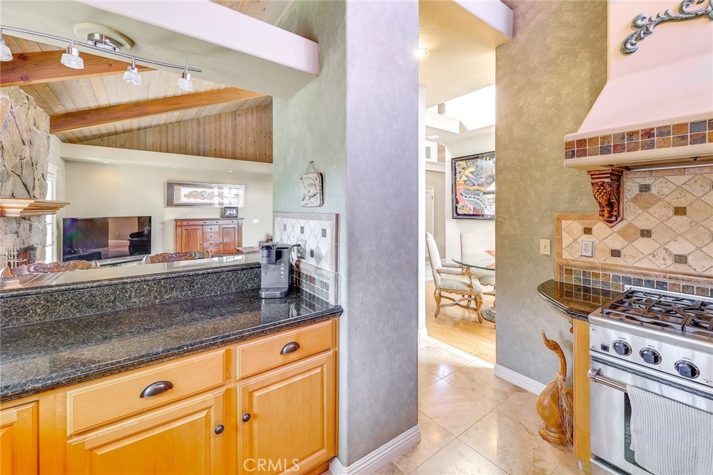 MLS #OC23198616 image #16