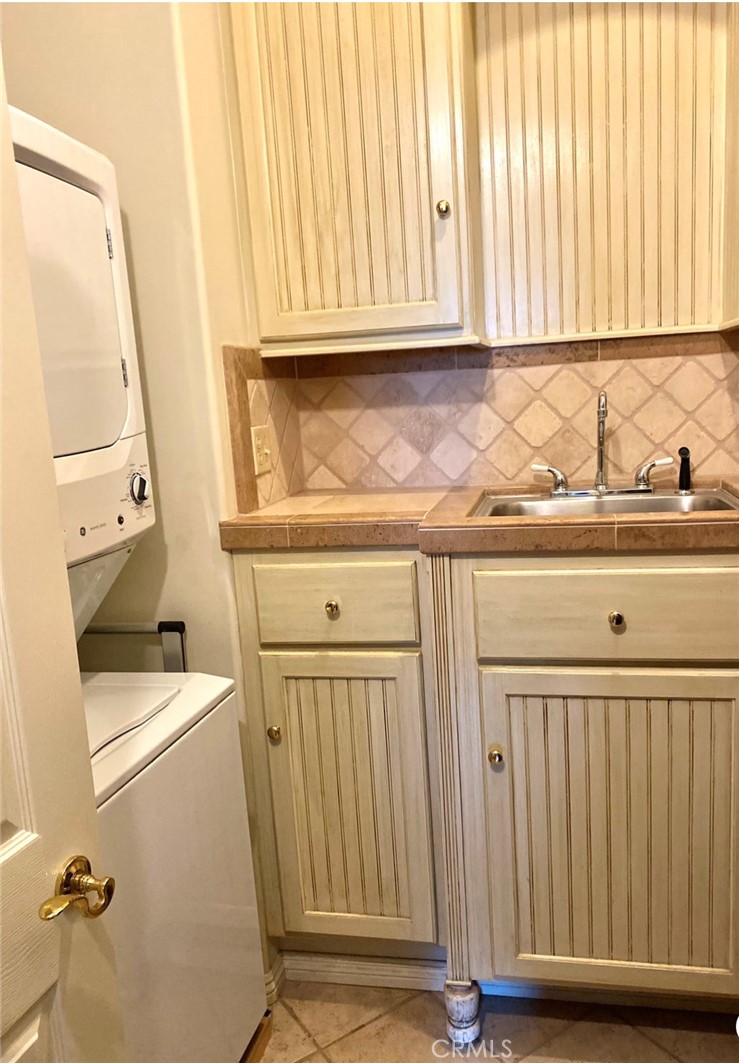 MLS #OC23198616 image #24