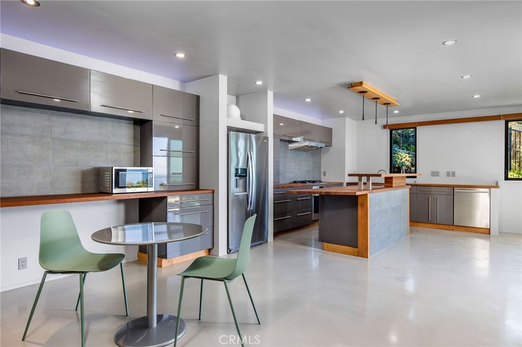 MLS #OC23204493 image #10