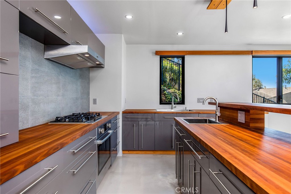 MLS #OC23204493 image #13