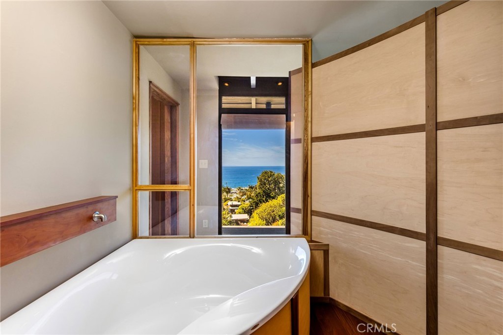 MLS #OC23204493 image #22