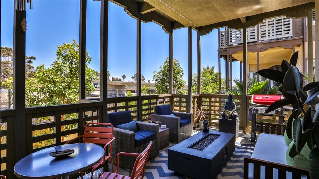 MLS #OC23211337 image #17