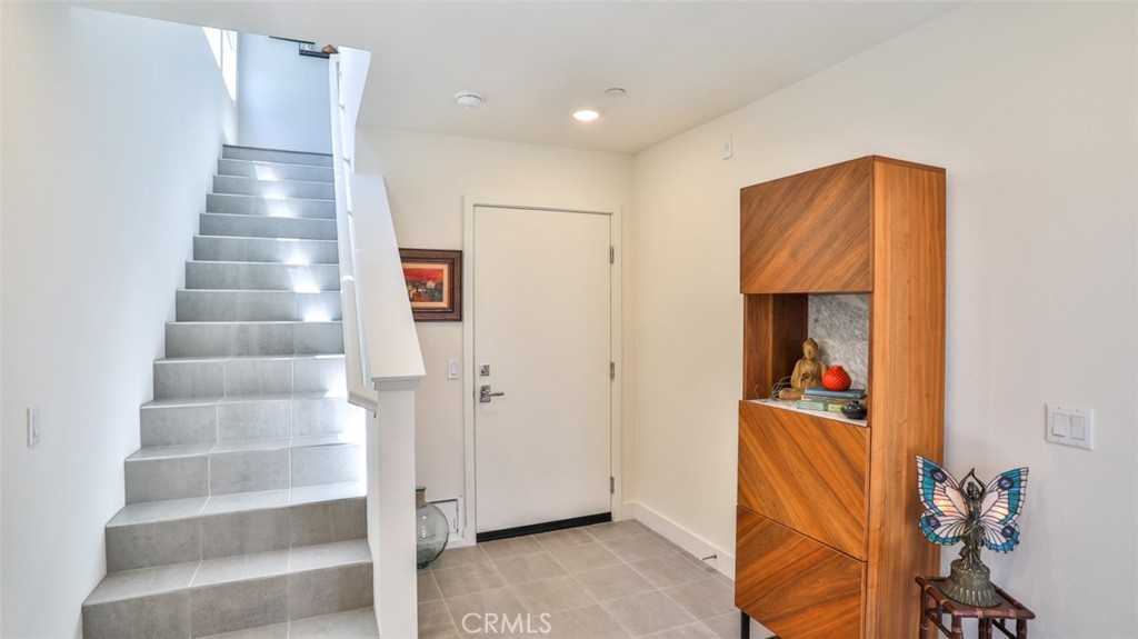 MLS #OC23211337 image #35