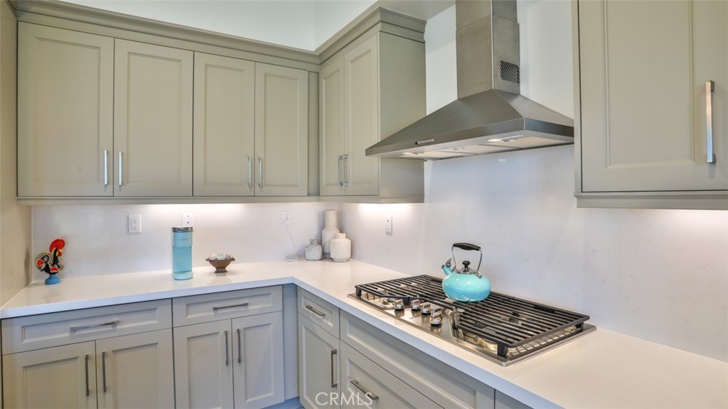 MLS #OC23211337 image #5