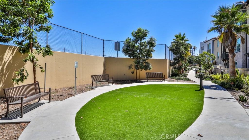 MLS #OC23211337 image #50