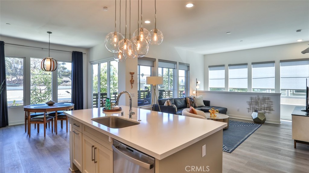 MLS #OC23211337 image #8