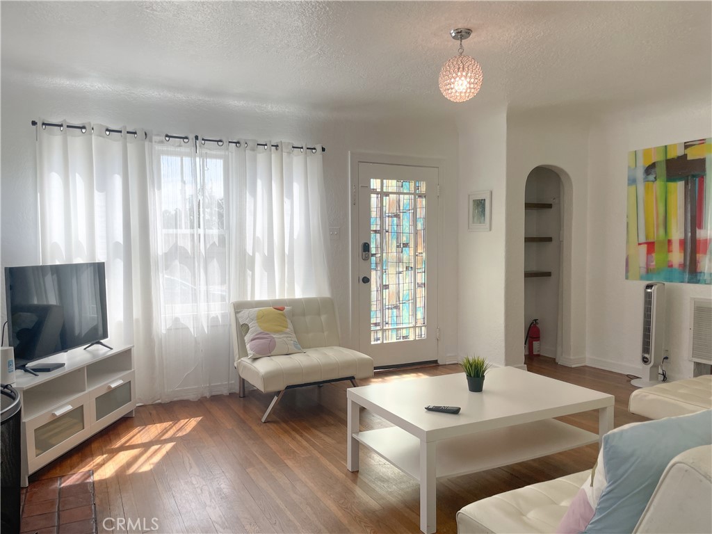 MLS #OC24048487 image #2