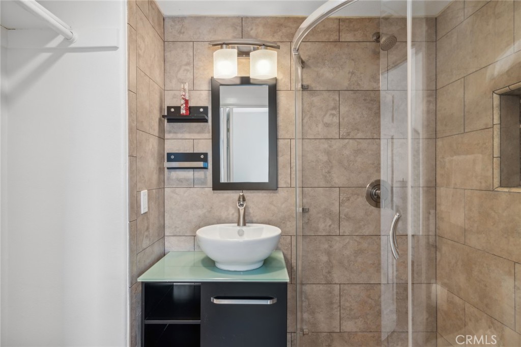 MLS #OC24065791 image #16