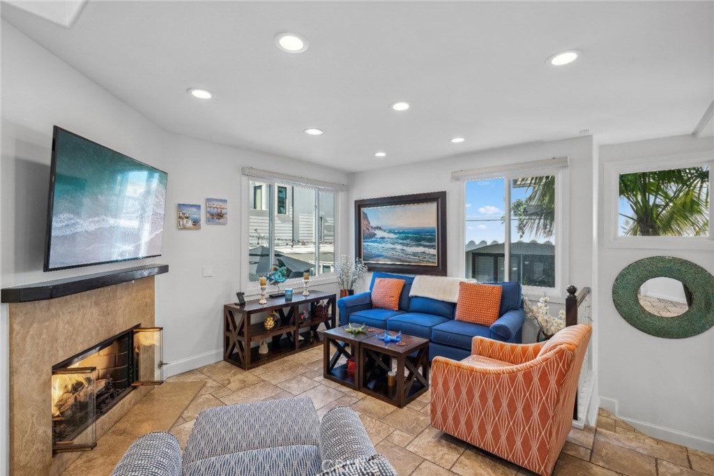 MLS #OC24065791 image #3