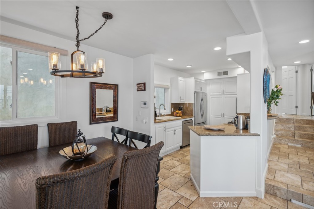 MLS #OC24065791 image #5