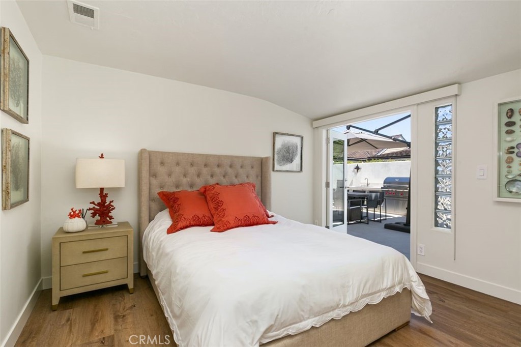 MLS #OC24083642 image #25