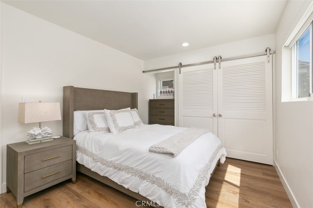 MLS #OC24083642 image #30