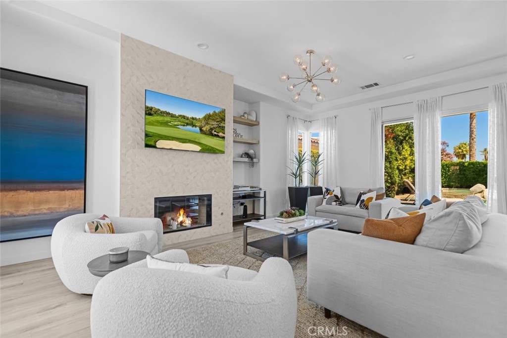 MLS #OC24101277 image #14