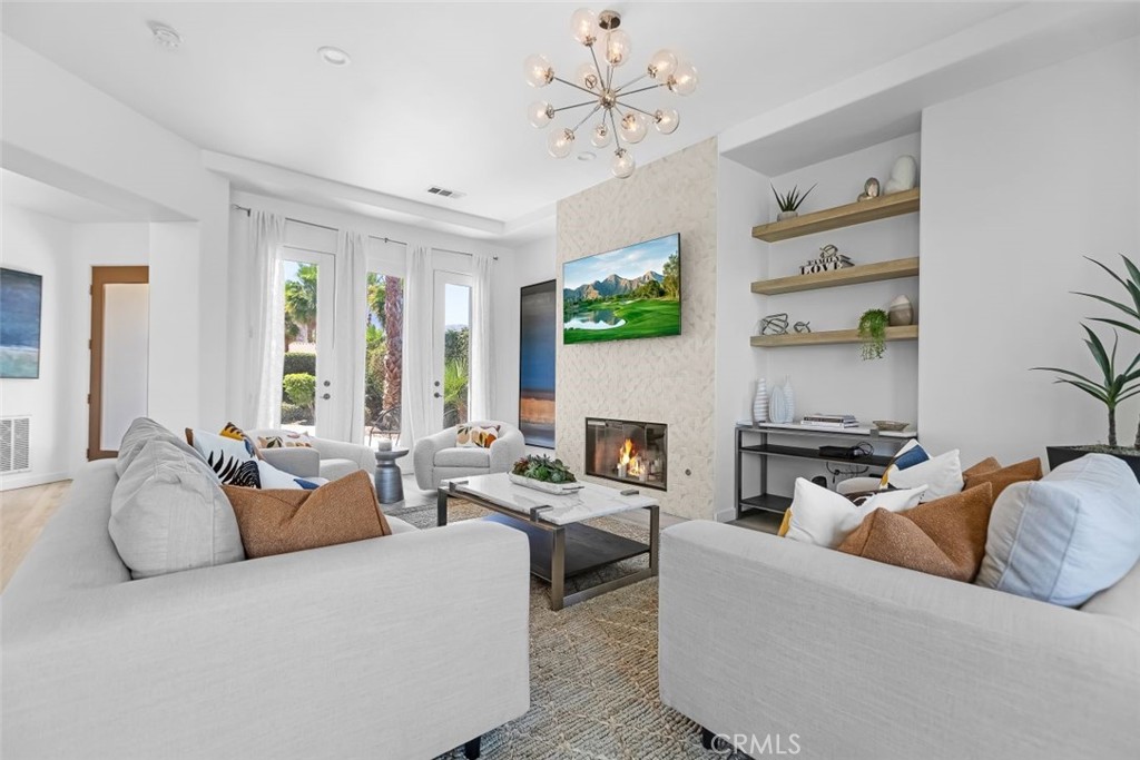 MLS #OC24101277 image #18