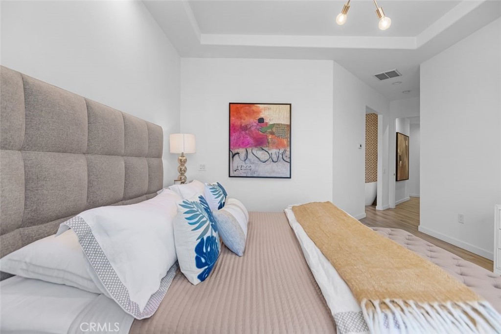 MLS #OC24101277 image #26