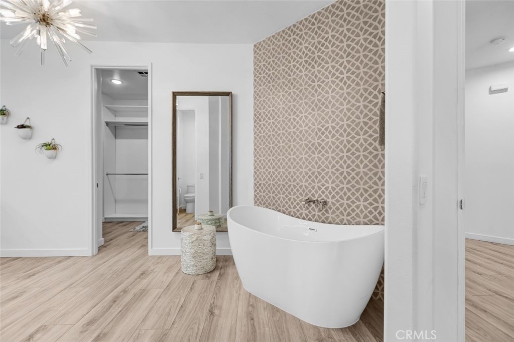 MLS #OC24101277 image #28