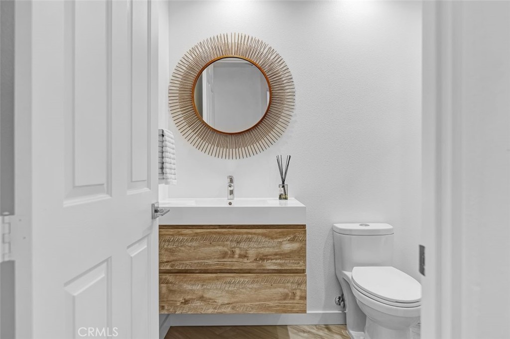 MLS #OC24101277 image #33