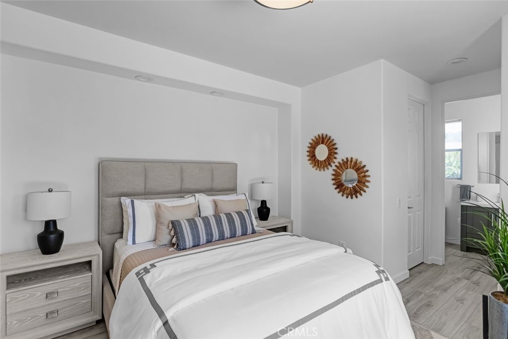 MLS #OC24101277 image #39