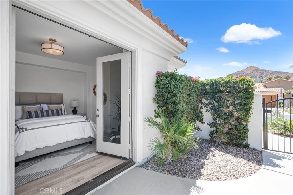 MLS #OC24101277 image #41