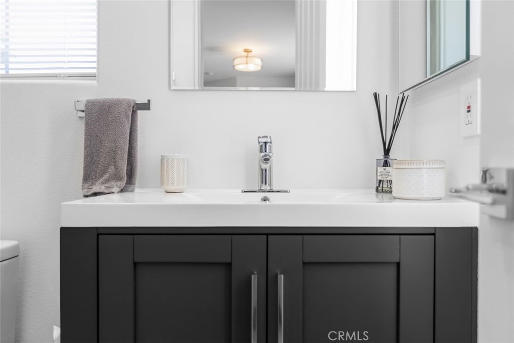 MLS #OC24101277 image #43