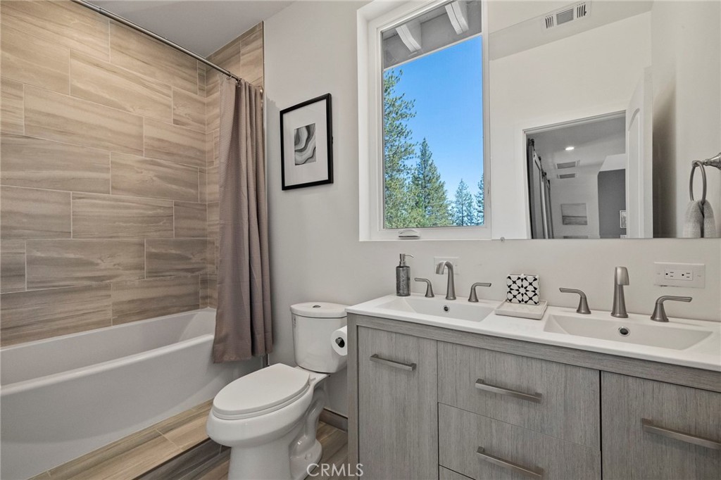 MLS #OC24115141 image #10