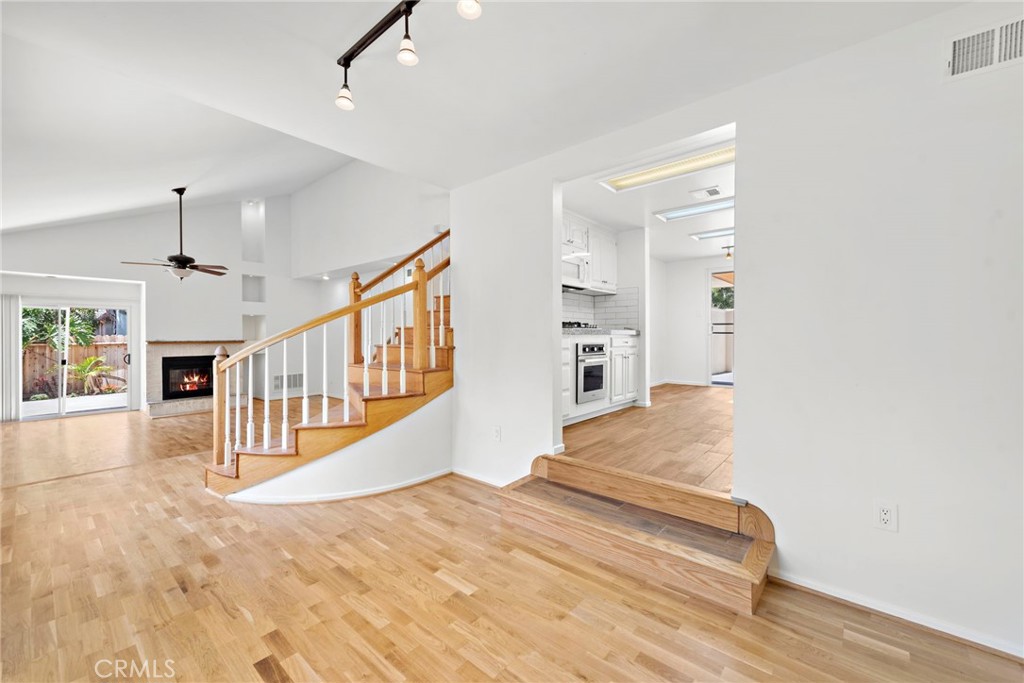 MLS #OC24115373 image #54