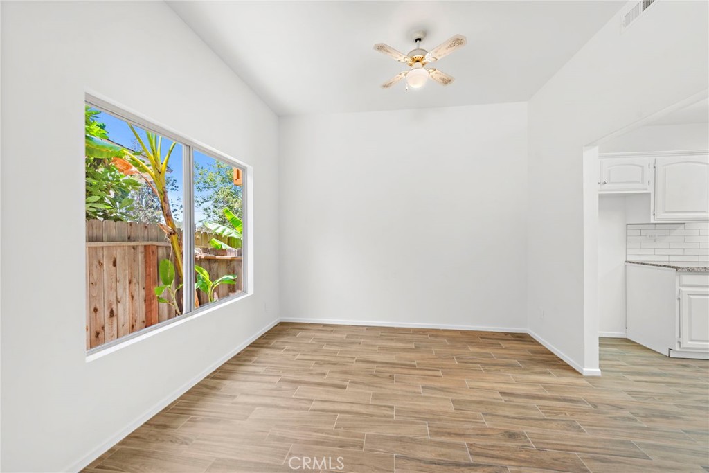 MLS #OC24115373 image #9