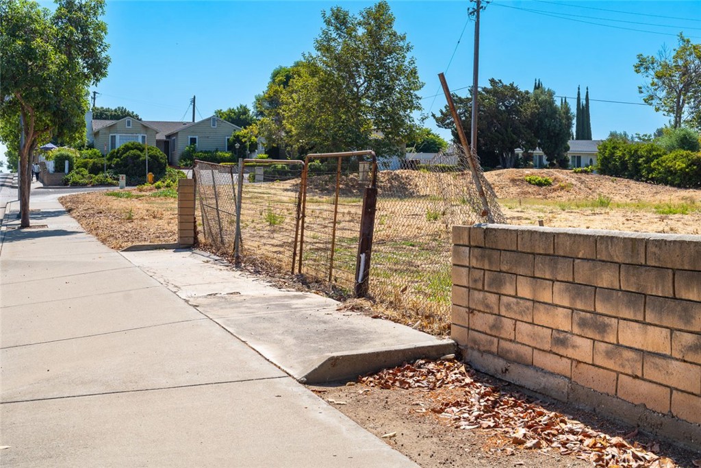 MLS #OC24138449 image #13