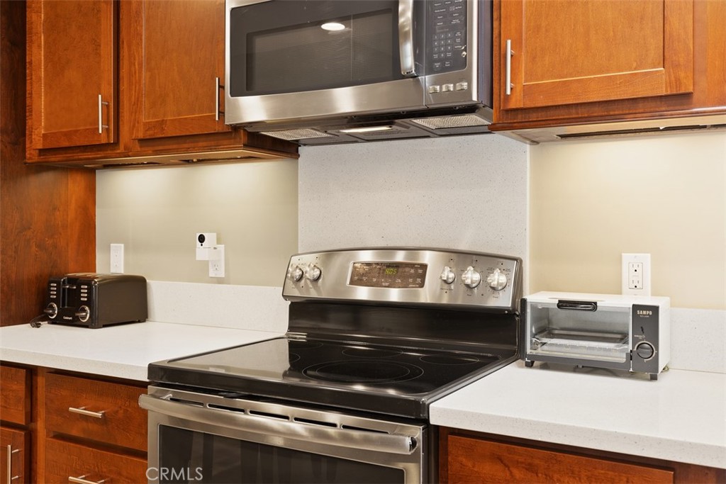 MLS #OC24190219 image #10