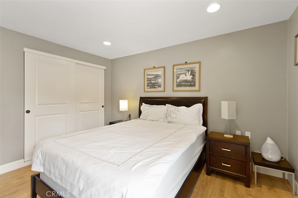 MLS #OC24190219 image #14