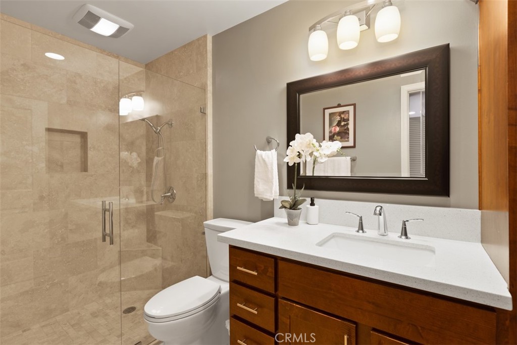 MLS #OC24190219 image #15