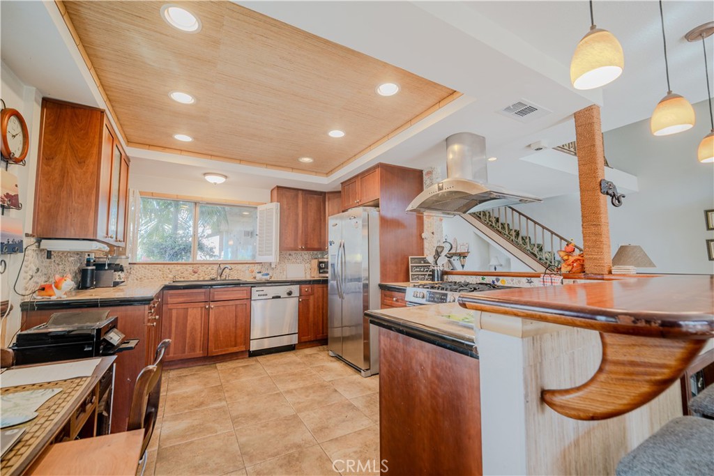 MLS #OC24193323 image #6