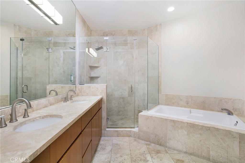 MLS #OC24196530 image #24