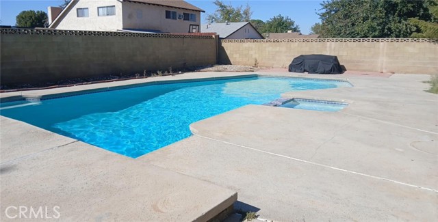 MLS #OC24207471 image #0