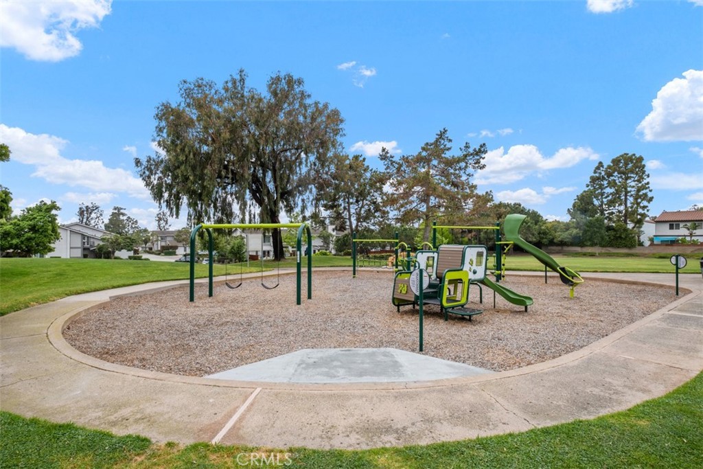 MLS #OC24212170 image #39