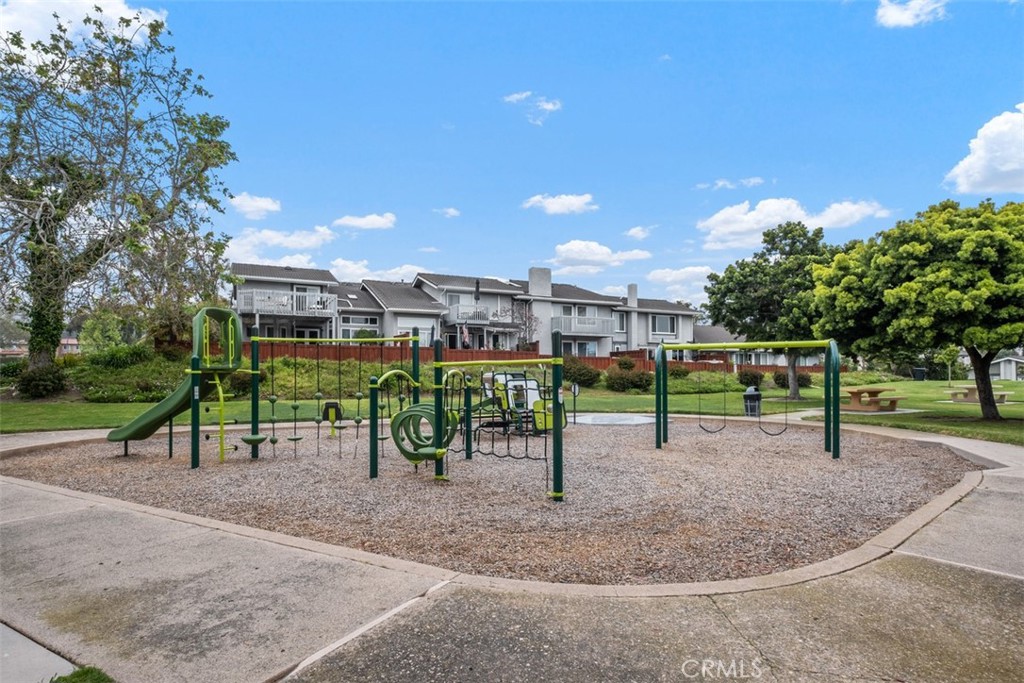 MLS #OC24212170 image #41