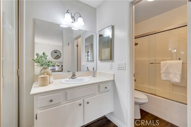 MLS #OC24214321 image #18