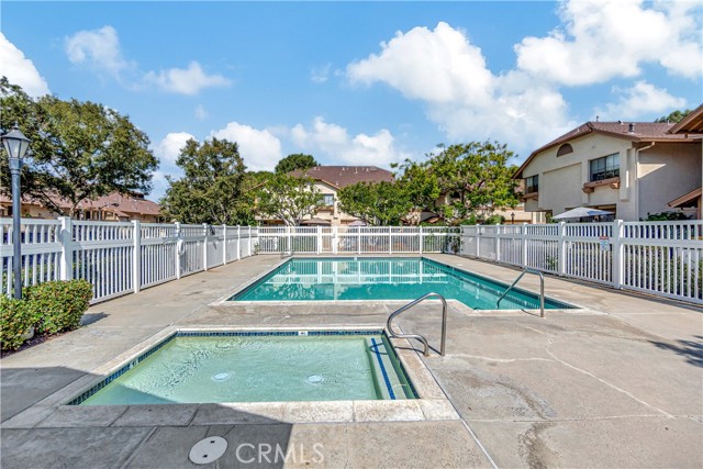 MLS #OC24214321 image #28